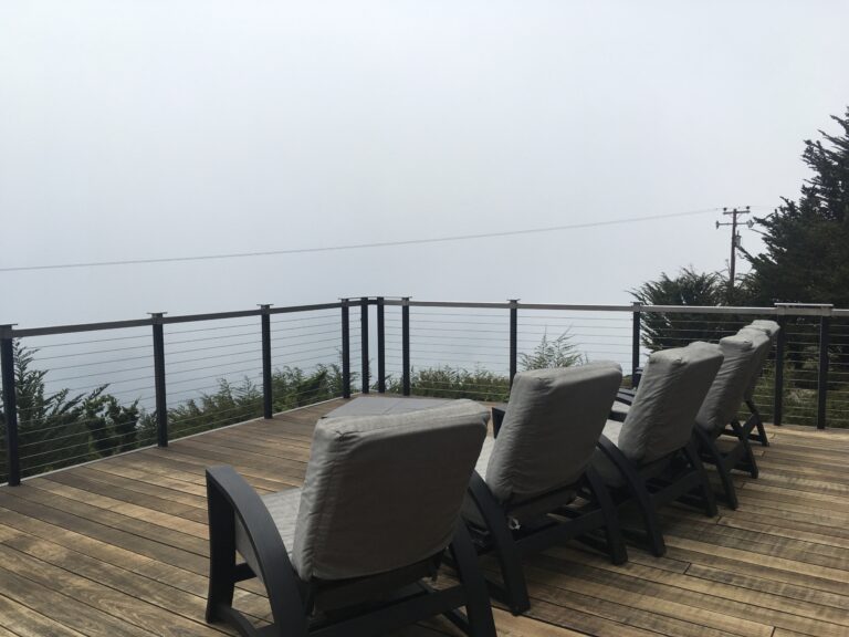 CASHMERE ON THE COAST